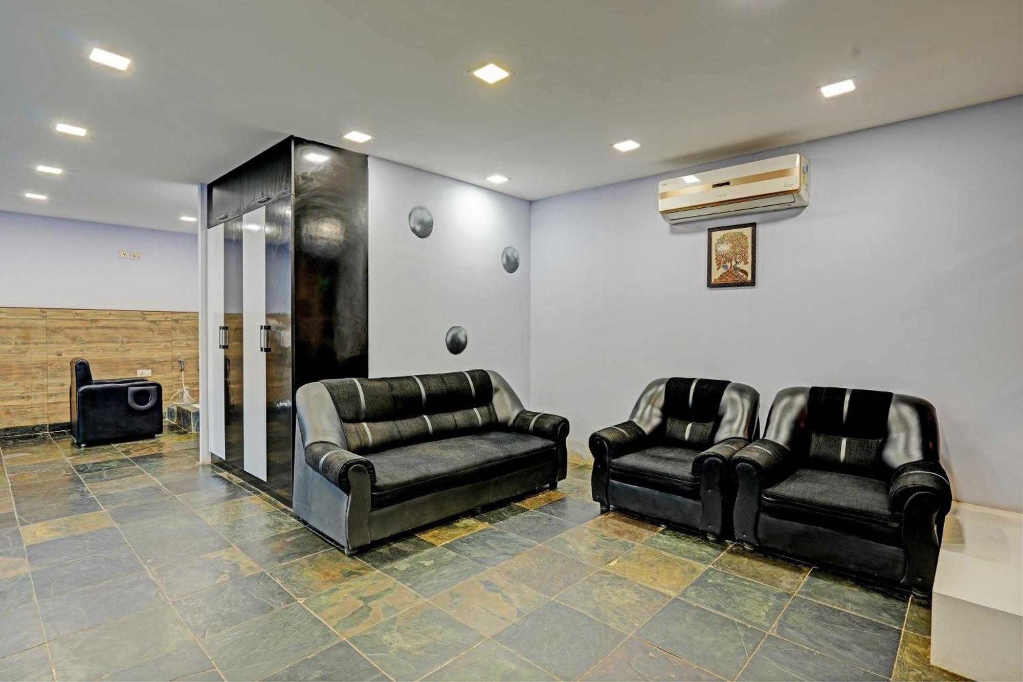 Prime Plaza Tark Delhi Airport Hotel New Delhi